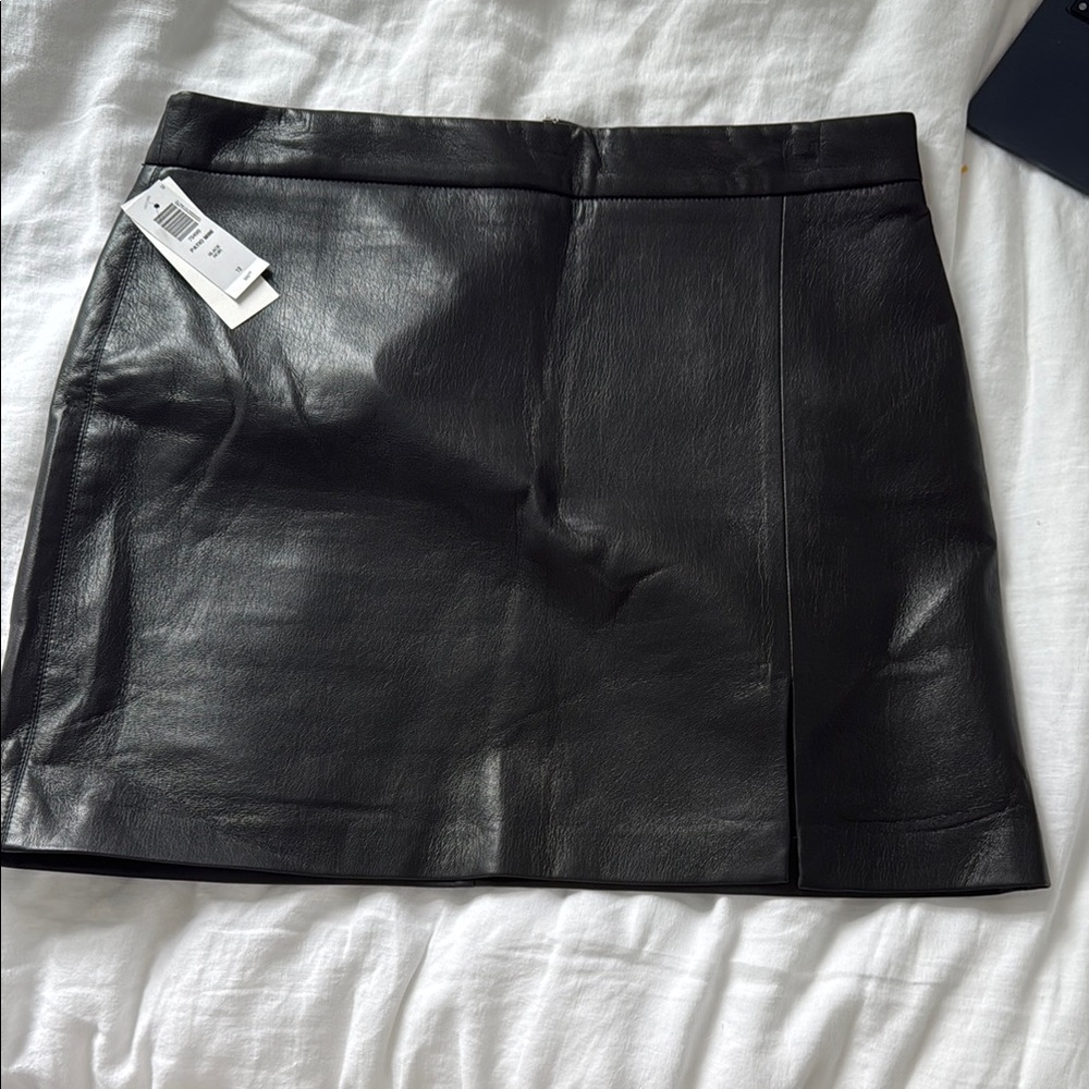 Wilfred Black Leather Mini Skirt Night Out